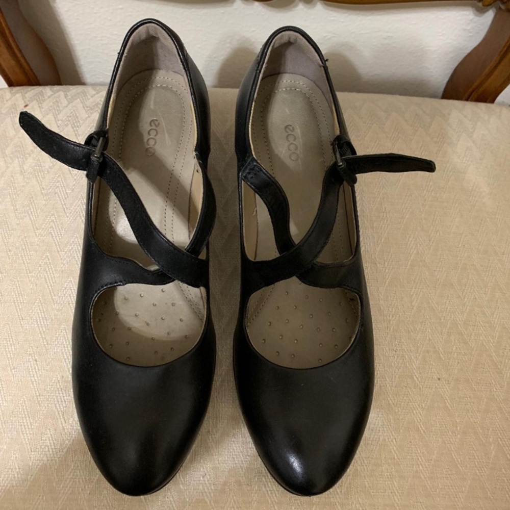 Dancing shoes